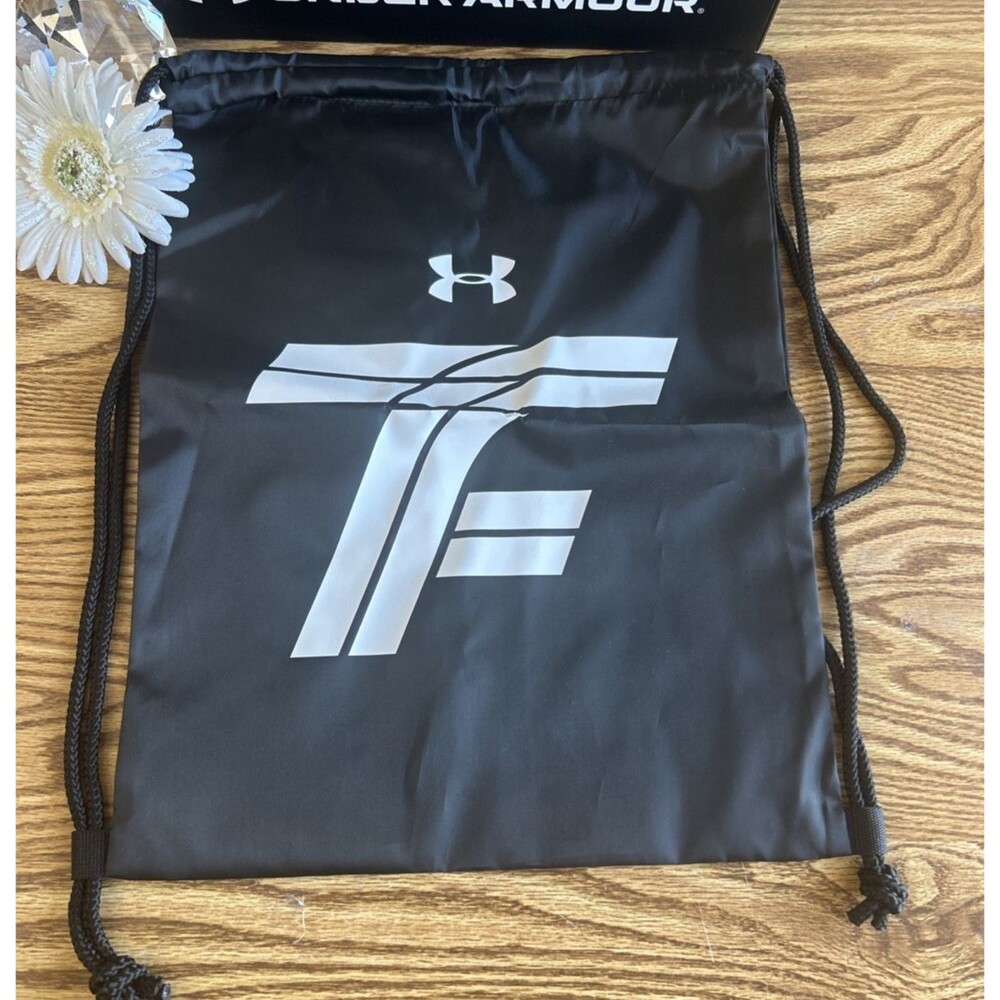 Under Armour UA Centric Grip Track Shoes Energy Return Cushioning Sz 11.5 - Picture 7 of 7